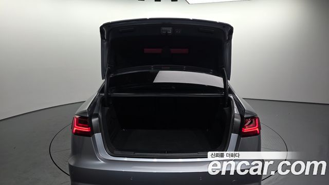Audi A6 2018 — photo 26