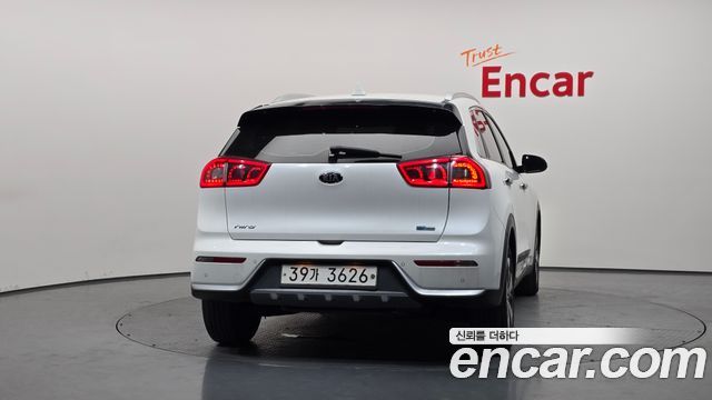 Kia Niro 2018 — photo 4