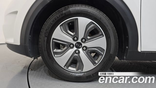 Kia Niro 2018 — photo 5