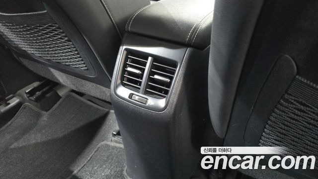 Kia Niro 2018 — photo 30