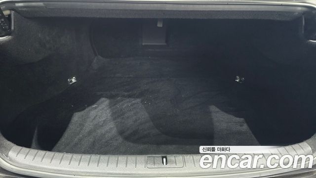 Genesis G80 2018 — photo 26