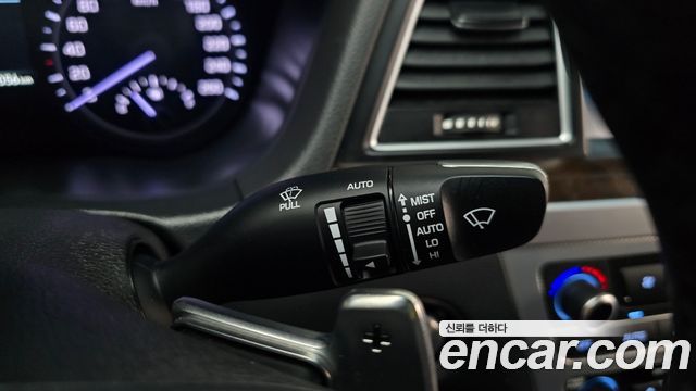 Genesis G80 2018 — photo 29