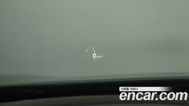 Genesis G80 2018 — photo 31