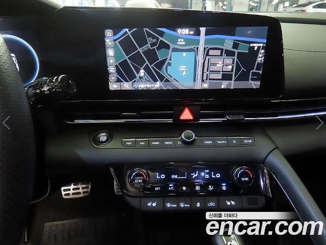 Hyundai AVANTE 2023 — photo 11