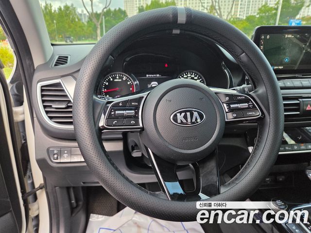Kia Seltos 2020 — photo 12