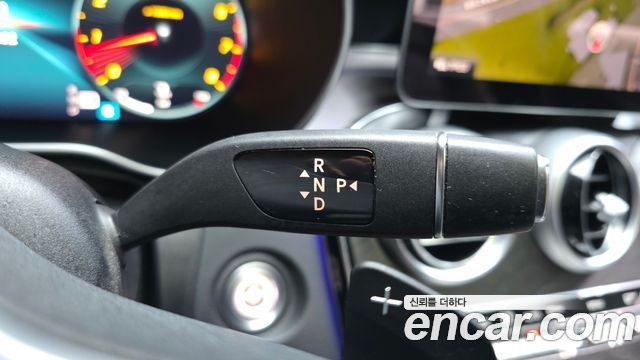 Mercedes-Benz C-Class 2021 — photo 12