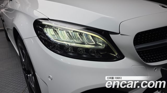 Mercedes-Benz C-Class 2021 — photo 8