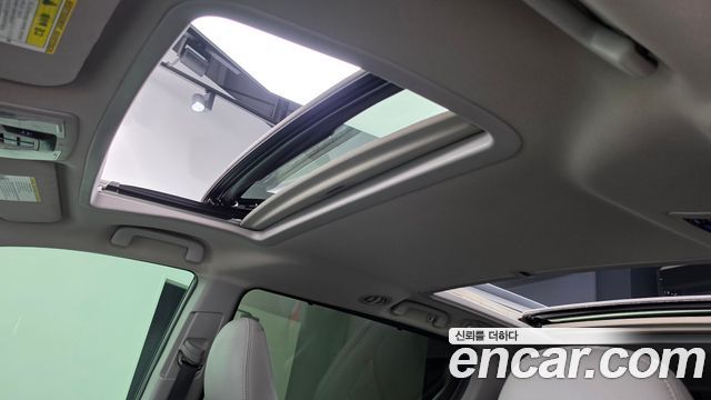 Toyota Sienna 2015 — photo 17