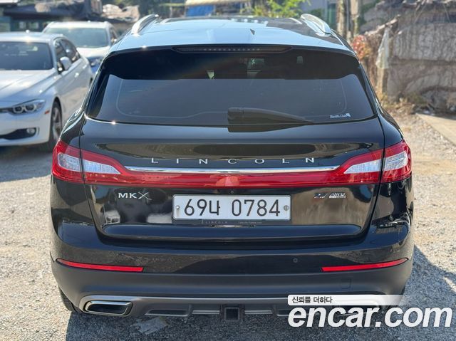 Lincoln MKX 2016 — photo 3