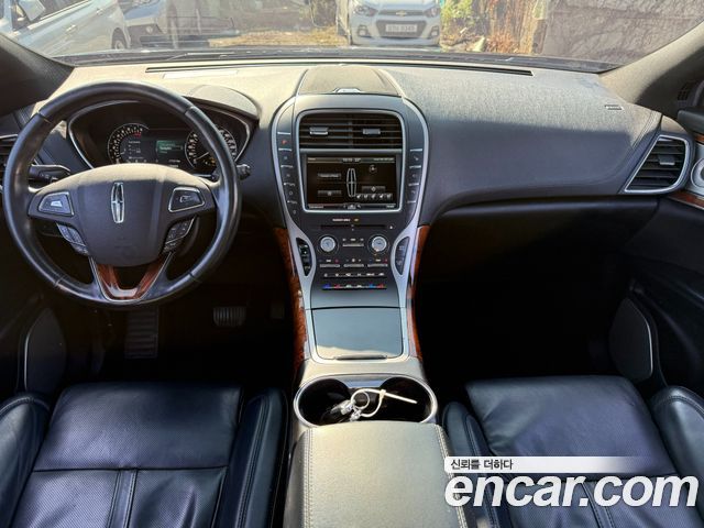 Lincoln MKX 2016 — photo 7