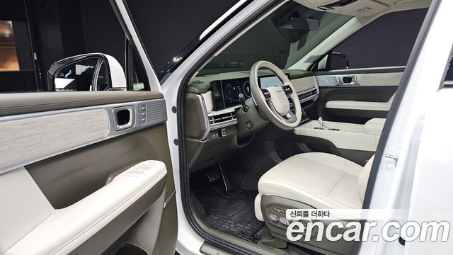 Hyundai Santafe 2025 — photo 13