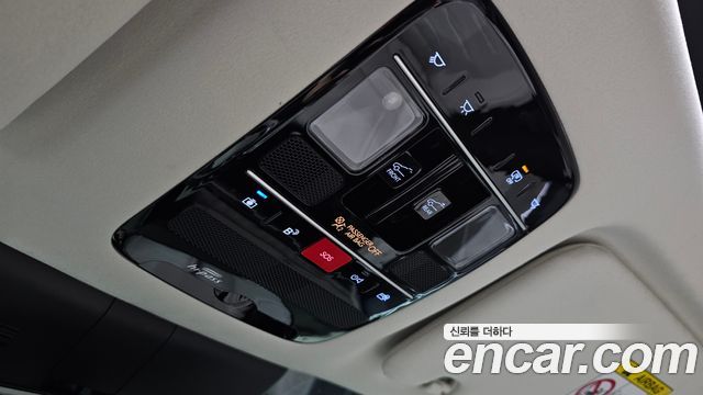 Hyundai Santafe 2025 — photo 28