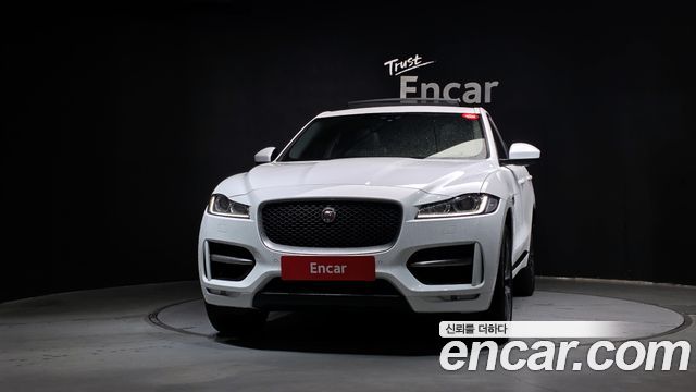 Jaguar F-PACE 2018 — photo 3