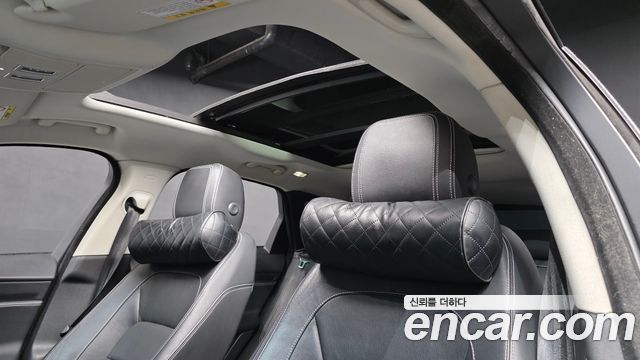 Jaguar F-PACE 2018 — photo 19