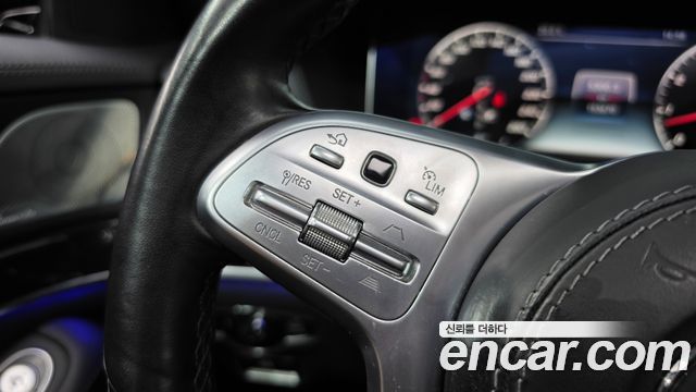 Mercedes-Benz S-Class 2018 — photo 16