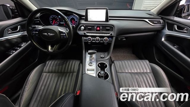 Genesis G70 2018 — photo 10