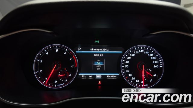 Genesis G70 2018 — photo 11