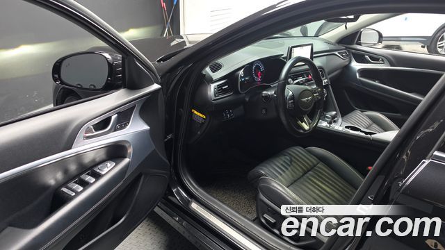 Genesis G70 2018 — photo 13