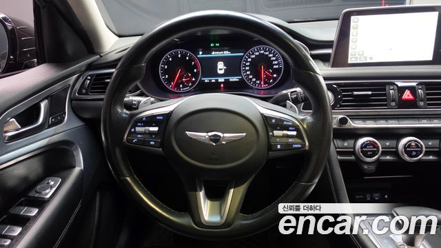 Genesis G70 2018 — photo 18
