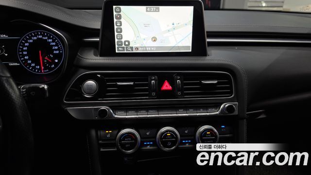 Genesis G70 2018 — photo 19