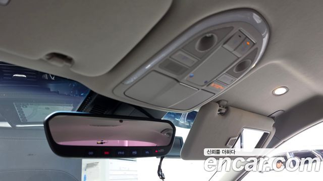 Genesis G70 2018 — photo 23