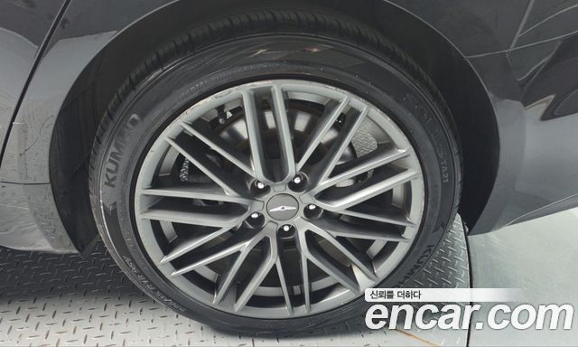 Genesis G70 2018 — photo 7