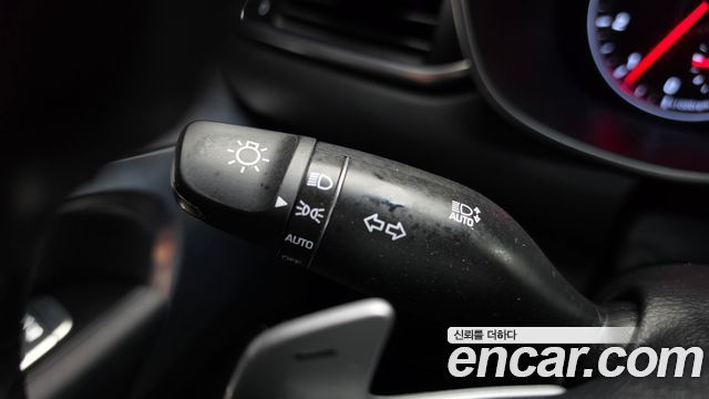 Genesis G70 2018 — photo 30