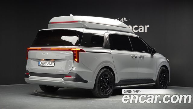 Kia Canival 2025 — photo 2