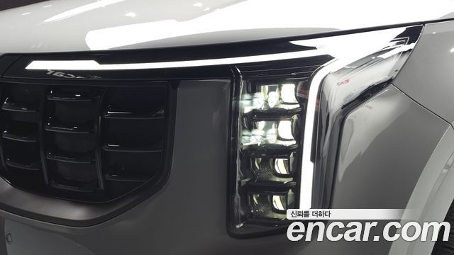 Kia Canival 2025 — photo 8