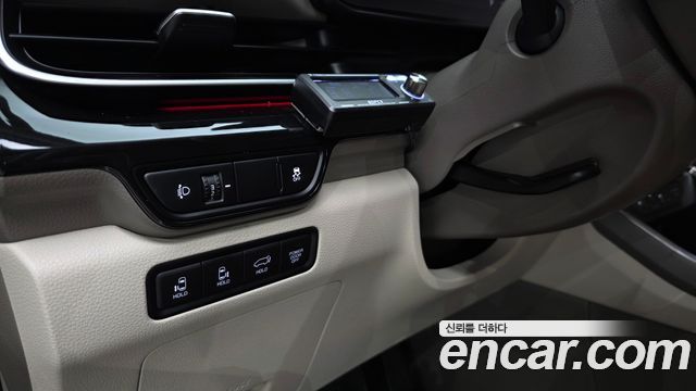 Kia Canival 2025 — photo 28