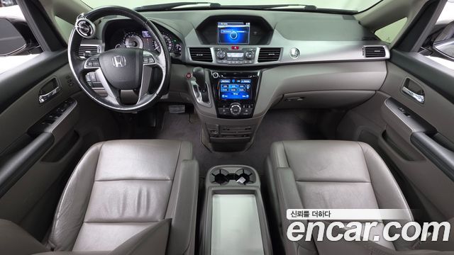 Honda Odyssey 2014 — photo 10