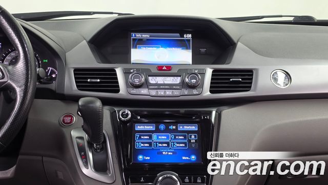 Honda Odyssey 2014 — photo 20