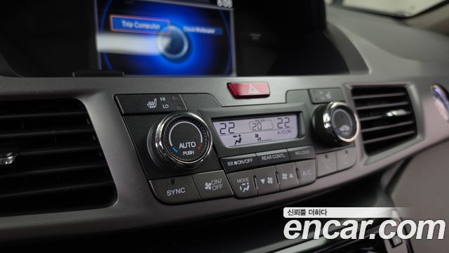 Honda Odyssey 2014 — photo 27