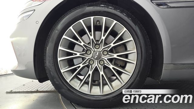 Genesis G80 2022 — photo 5