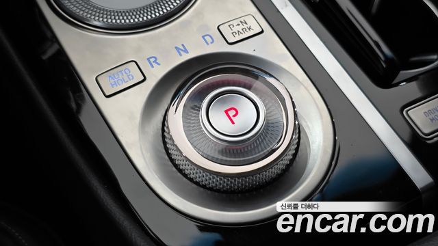 Genesis G80 2022 — photo 12