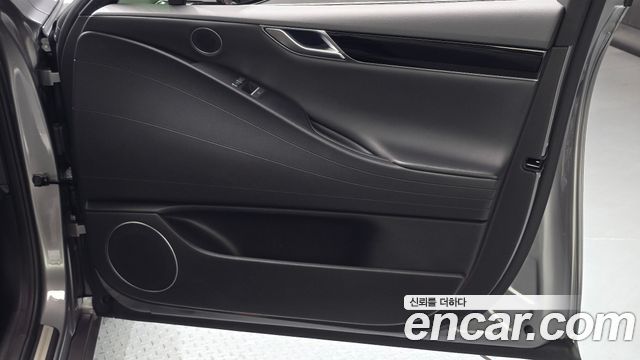 Genesis G80 2022 — photo 15