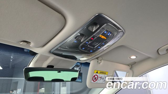 Genesis G80 2022 — photo 29