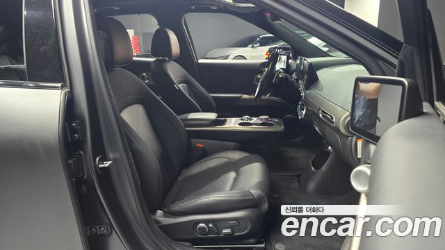 Genesis GV60 2022 — photo 13