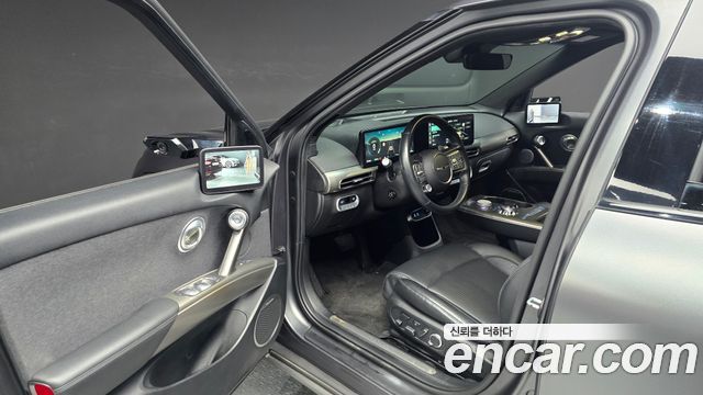 Genesis GV60 2022 — photo 17