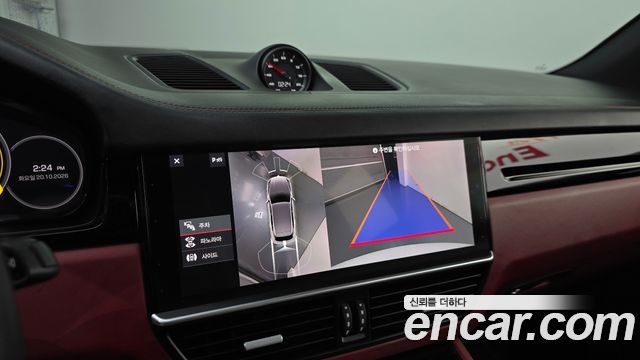 Porsche Cayenne 2019 — photo 14
