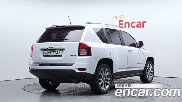 Jeep Compass 2014 — photo 2