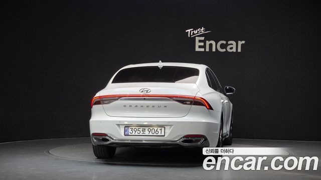 Hyundai Grandeur 2022 — photo 4