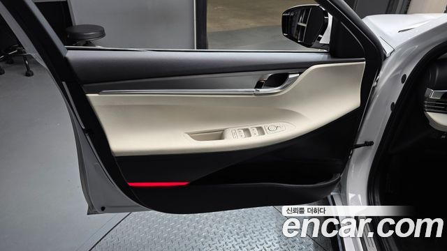 Hyundai Grandeur 2022 — photo 14