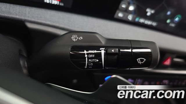 Kia EV6 2023 — photo 25