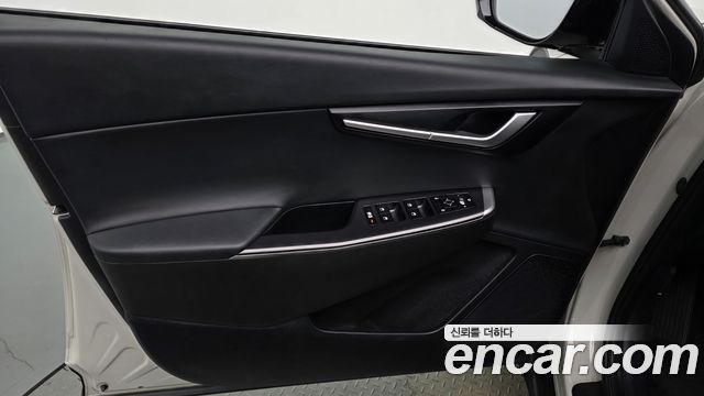 Kia EV6 2023 — photo 14