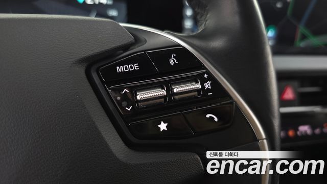 Kia EV6 2023 — photo 30