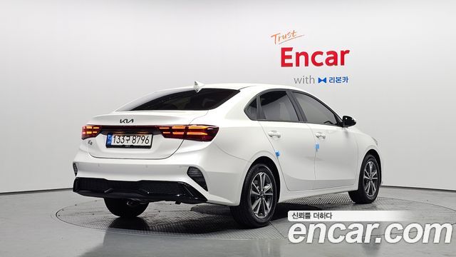 Kia K3 2023 — photo 2