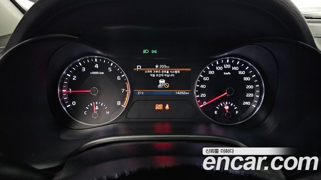 Kia K3 2023 — photo 11