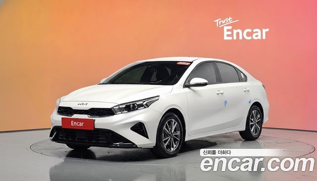 Kia K3 2023 — photo 1