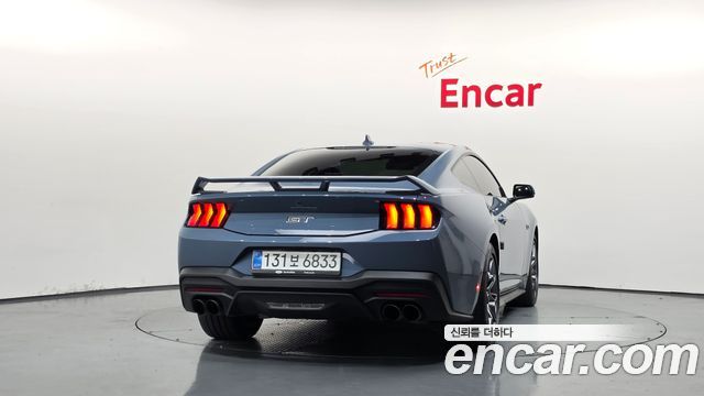 Ford Mustang 2025 — photo 4